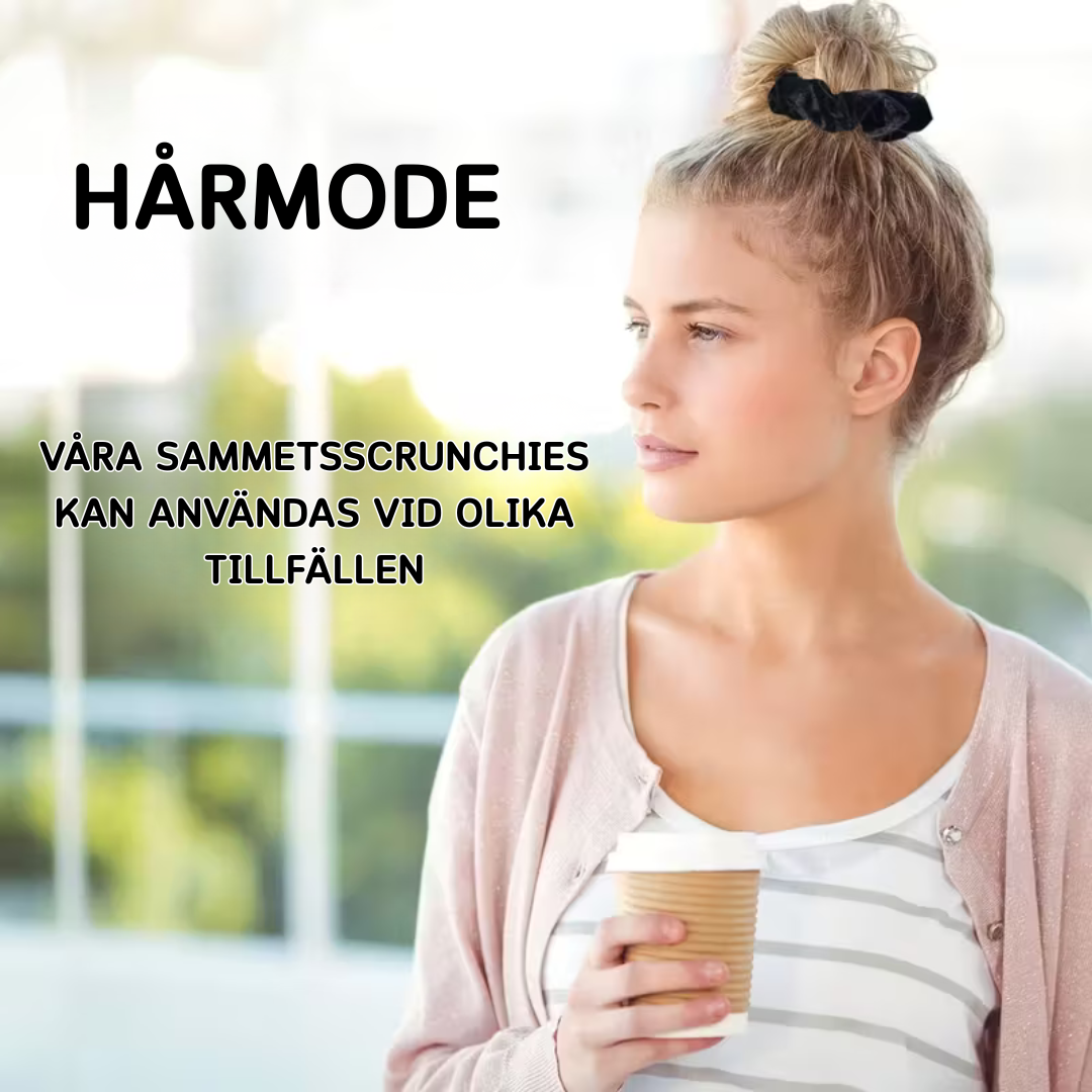 Classic Velvet Scrunchie - Black